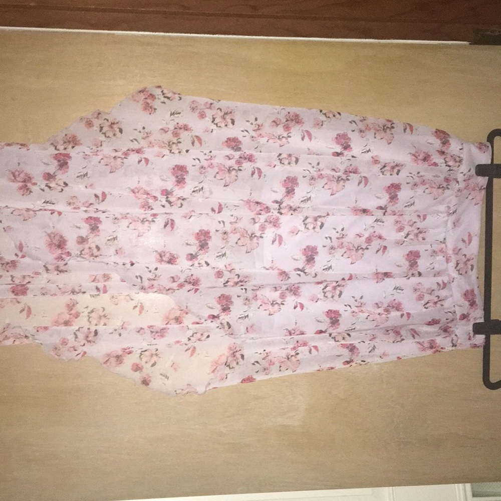 Charlotte Russe flowered hi low skirt